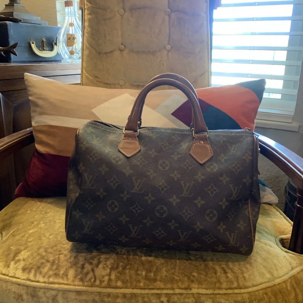 Authentic Vintage Louis Vuitton Speedy